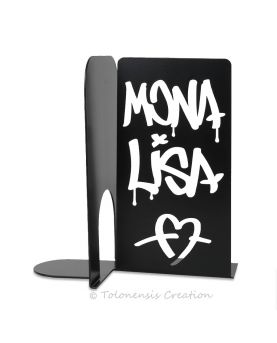 Serre-livres Mona Lisa qui reprend le style graffiti des taggeurs. Une création originale par découpe laser